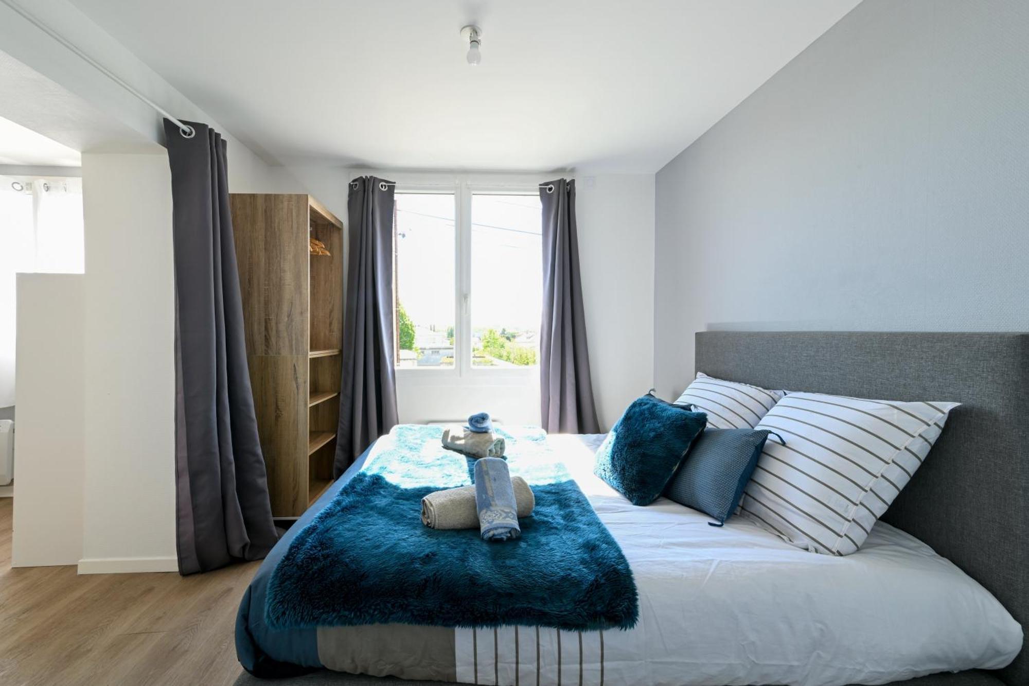 Ferienwohnung L'Ange Bleu - Appt A 25 Min Du Puy Du Fou Cholet Exterior foto