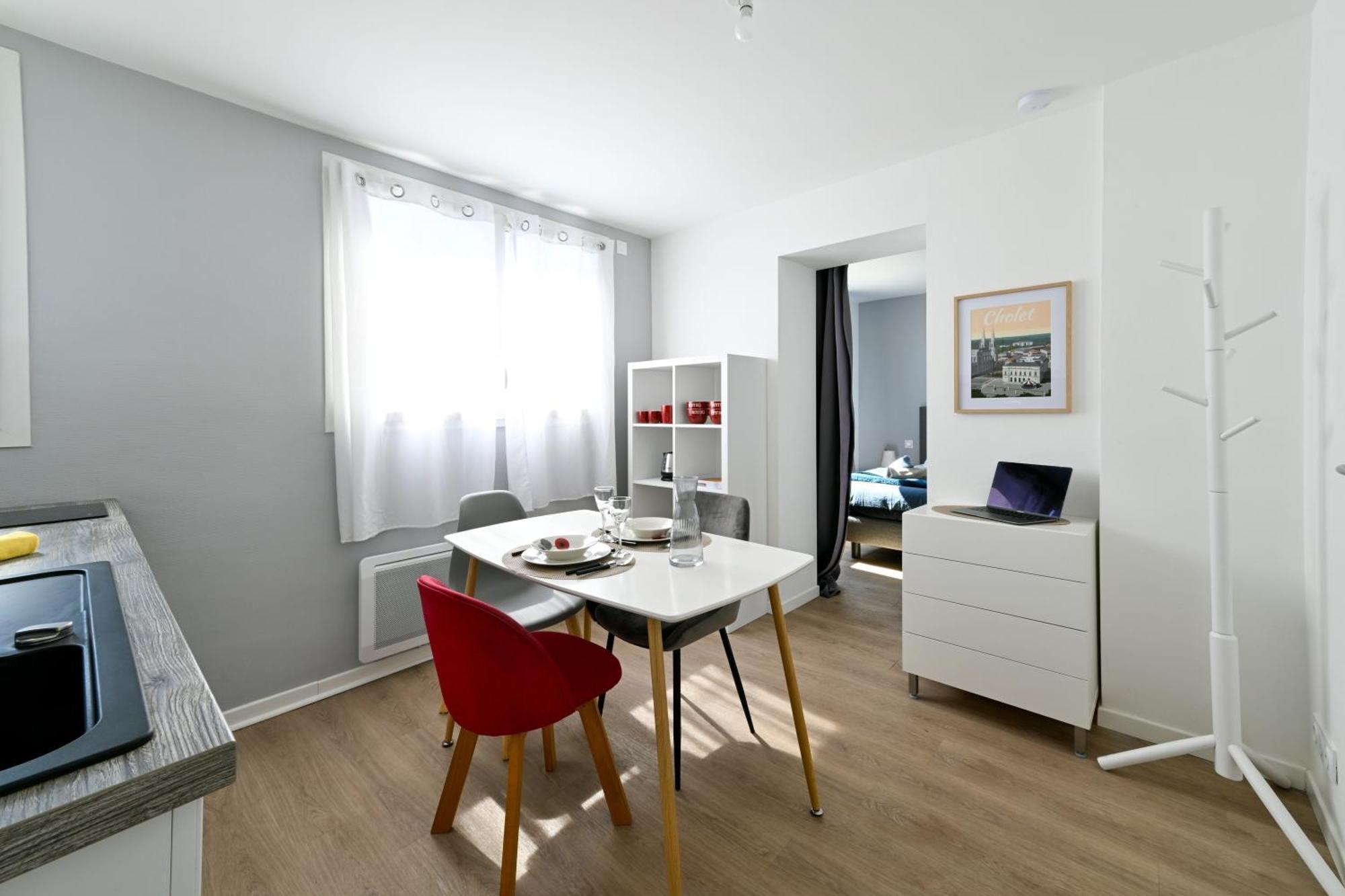 Ferienwohnung L'Ange Bleu - Appt A 25 Min Du Puy Du Fou Cholet Exterior foto